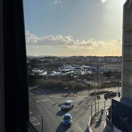 Penthouse - Harbour Views Apartment Poole Ngoại thất bức ảnh