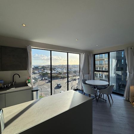 Penthouse - Harbour Views Apartment Poole Ngoại thất bức ảnh