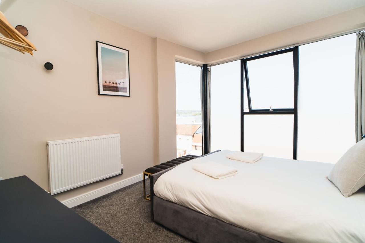 Penthouse - Harbour Views Apartment Poole Ngoại thất bức ảnh