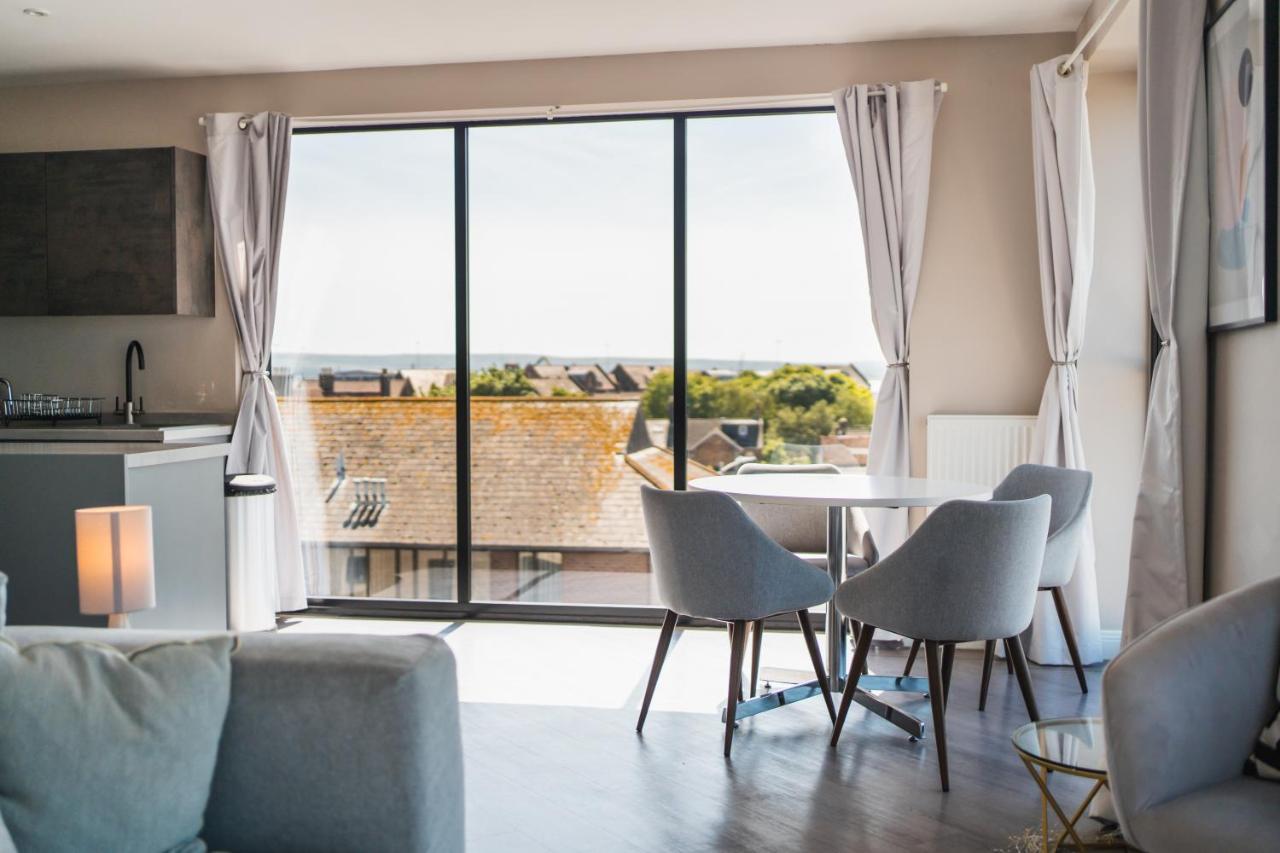 Penthouse - Harbour Views Apartment Poole Ngoại thất bức ảnh