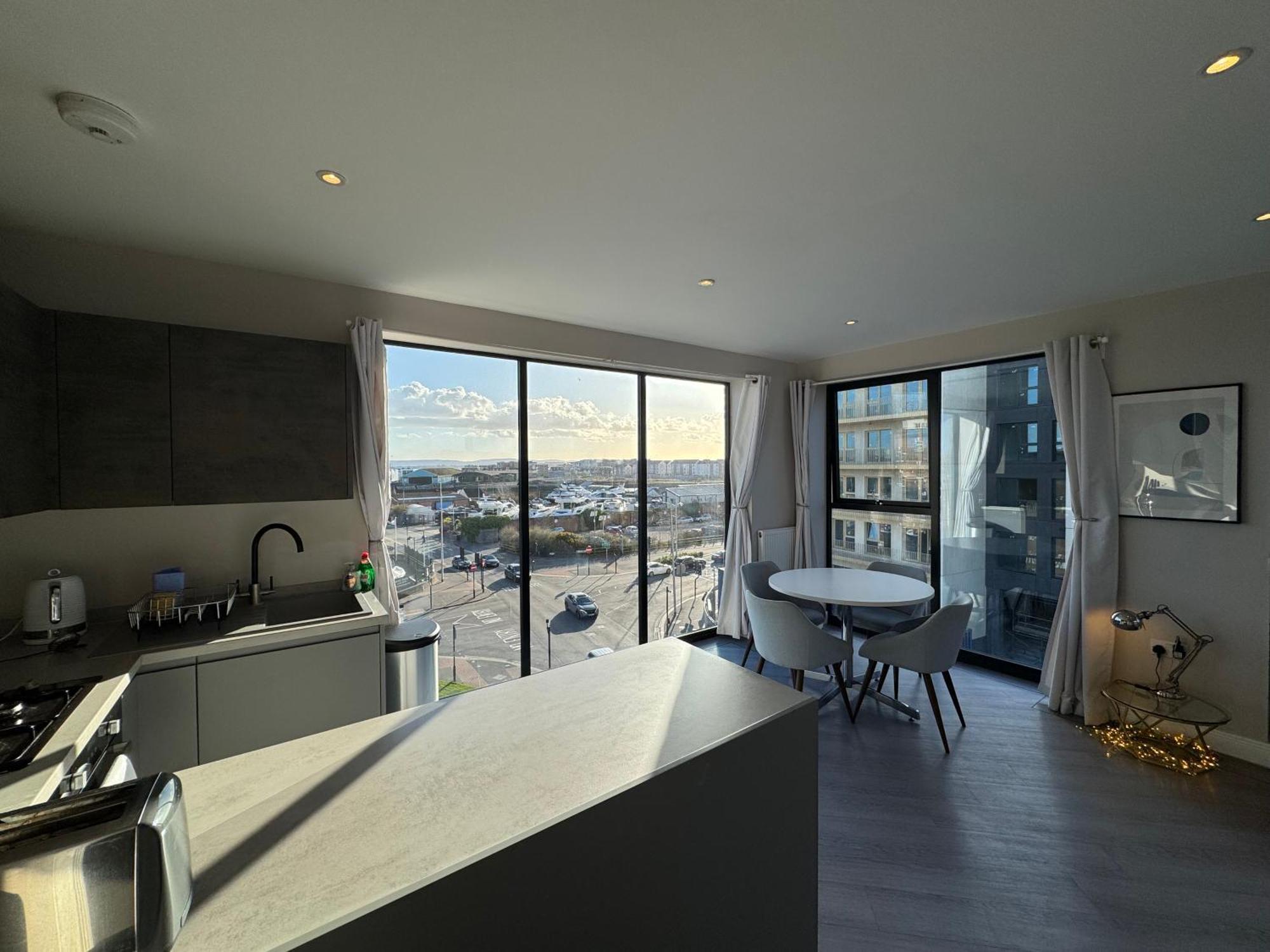 Penthouse - Harbour Views Apartment Poole Ngoại thất bức ảnh